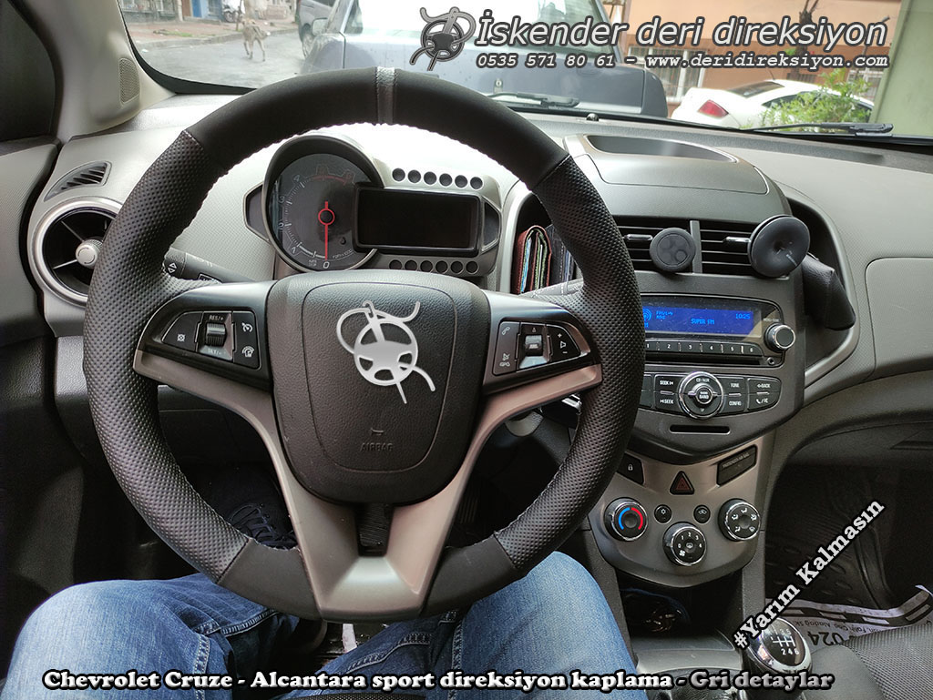 Chevrolet Cruze alcantara deri direksiyon kılıfı
